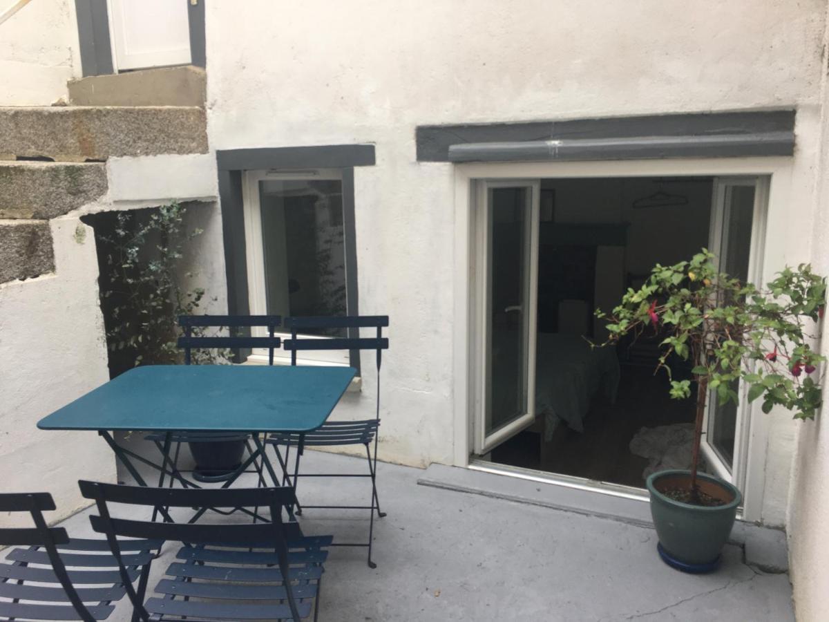 Maisonnette De Charme Avec Cour Privative Haute-Ville Granville Exteriör bild